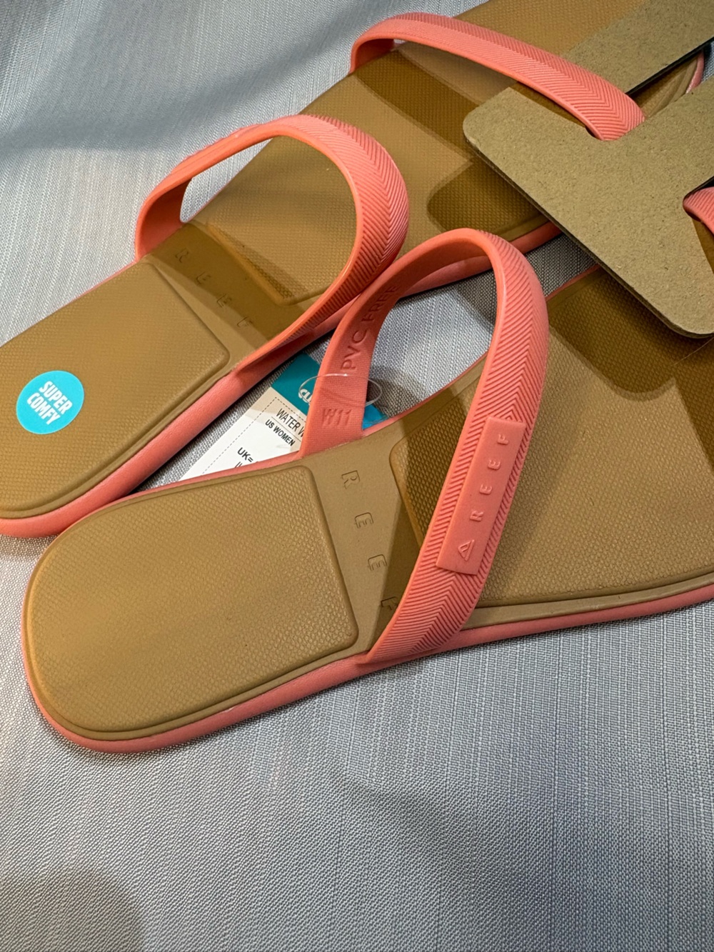 Reef sandals - Picture 2 of 3